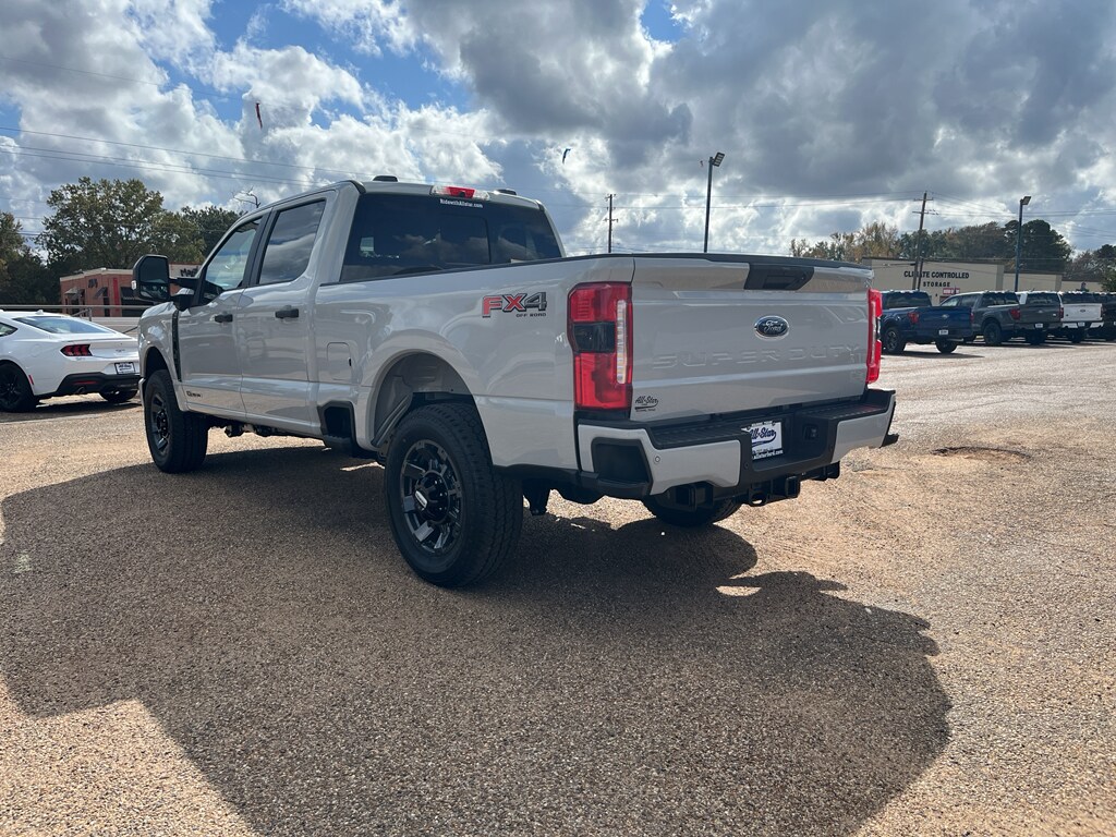 2026 Ford F-250 XL photo 3