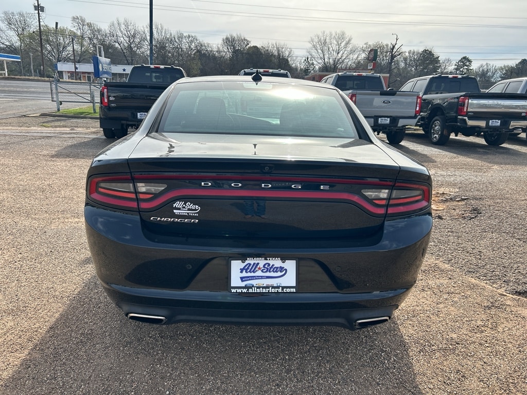 2023 Dodge Charger SXT photo 2