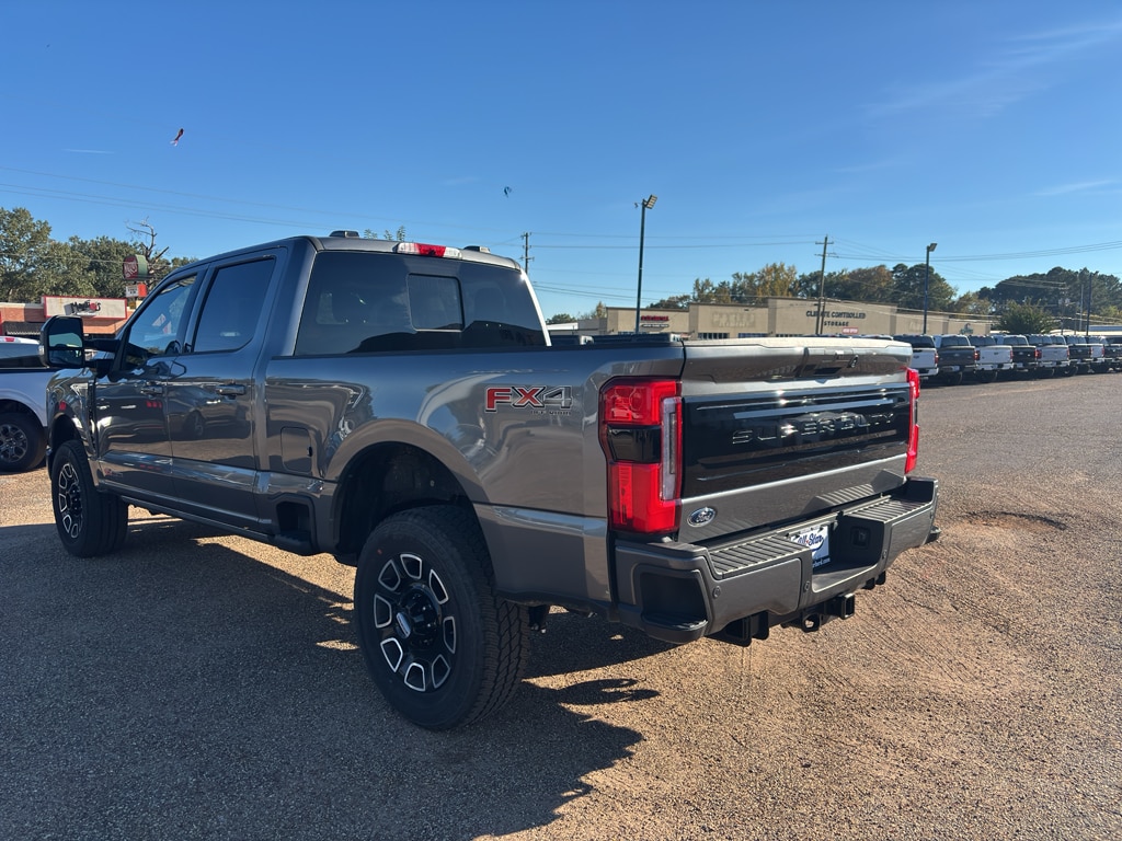 New 2025 Ford F-250 Platinum Crew Cab