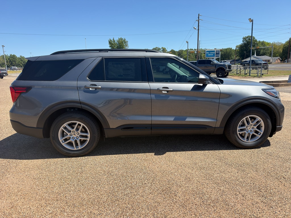 2026 Ford Explorer Active - Photo 6