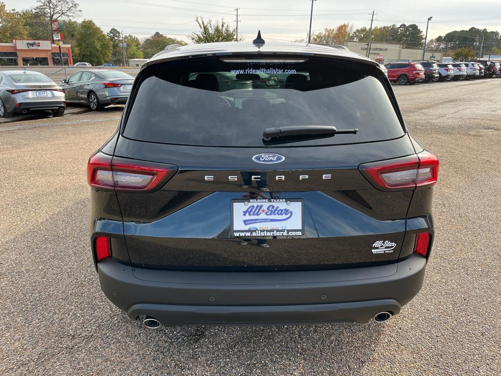 2025 Ford Escape ST-Line photo 3