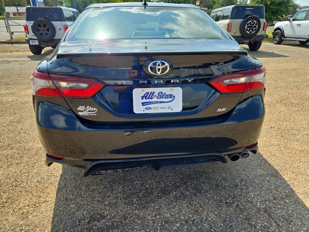 2024 Toyota Camry SE photo 4