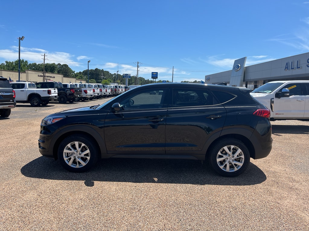 Used 2021 Hyundai Tucson SE with VIN KM8J23A4XMU398457 for sale in Kilgore, TX
