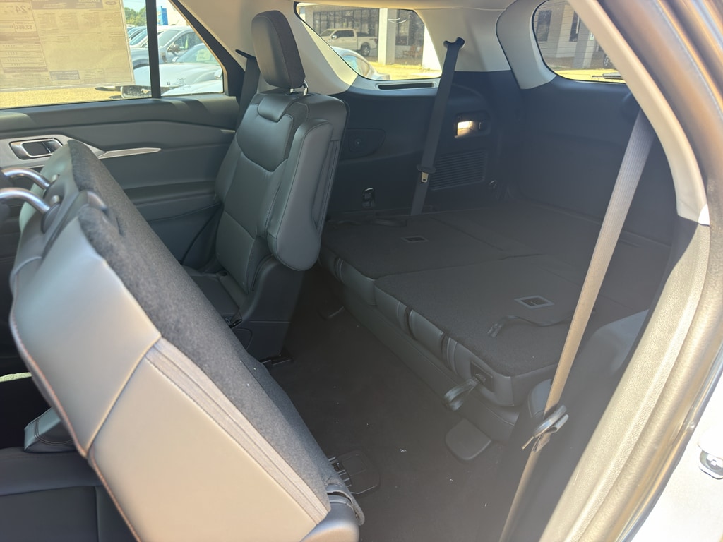 2026 Ford Explorer Active - Photo 23