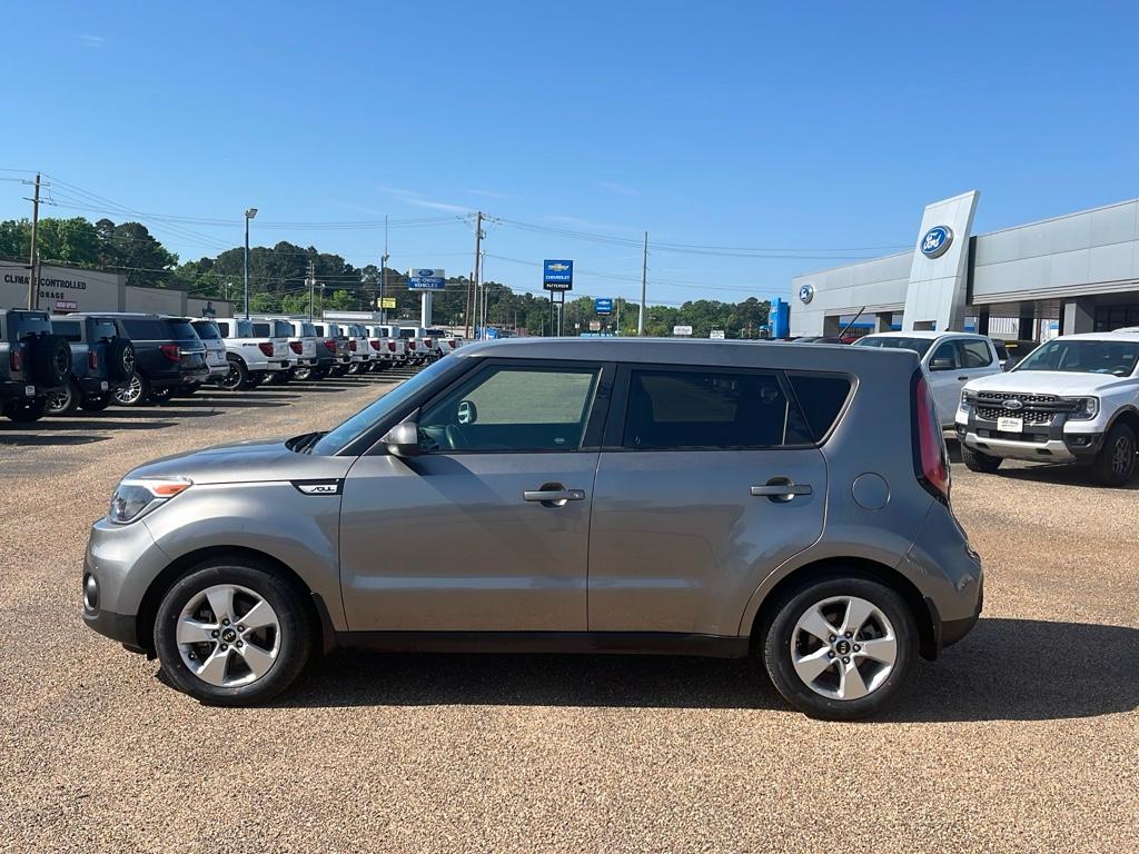 Used 2019 Kia Soul Base with VIN KNDJN2A23K7670721 for sale in Kilgore, TX