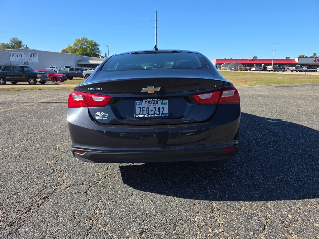 2023 Chevrolet Malibu 1LT photo 4