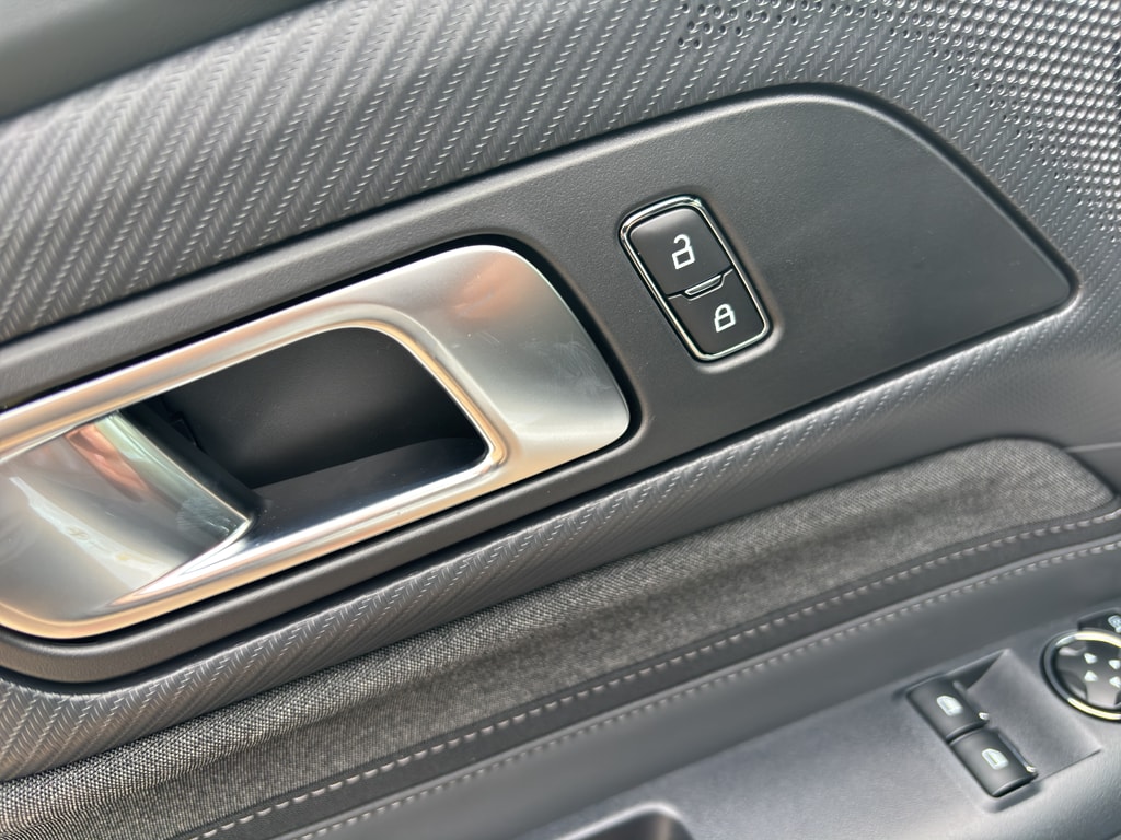2026 Ford Mustang EcoBoost Fastback - Photo 16