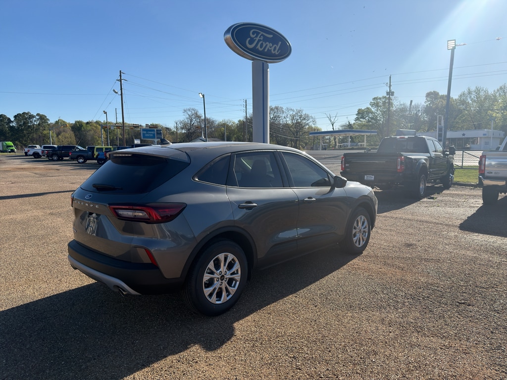 2026 Ford Escape Active photo 4