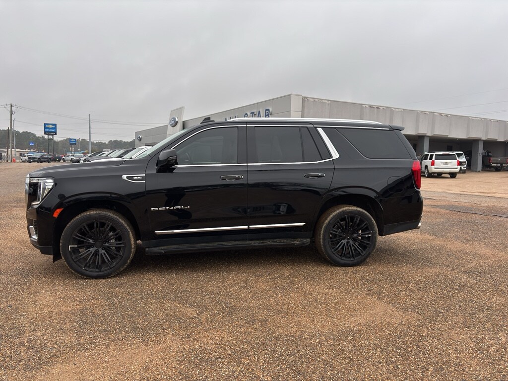 2021 Gmc Yukon Denali photo 2