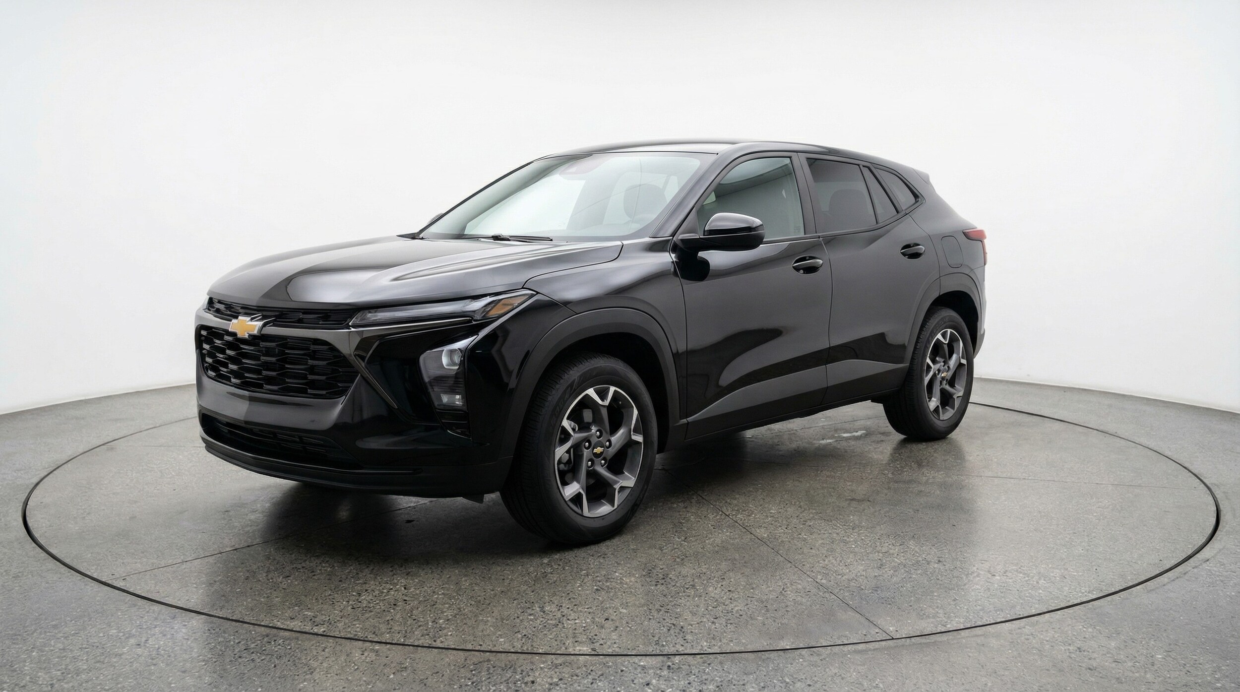 Thumbnail: 2025 Chevrolet Trax - 3