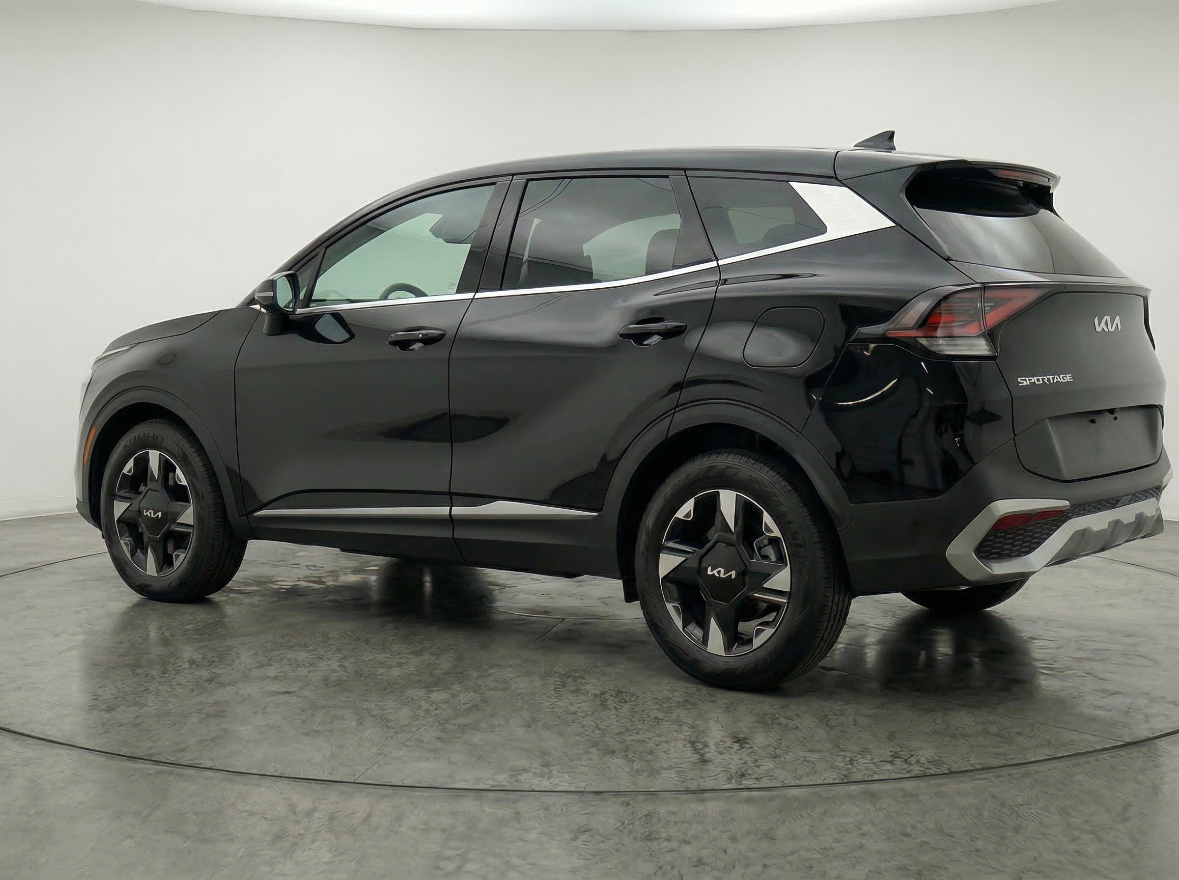 Thumbnail: 2026 Kia Sportage - 6