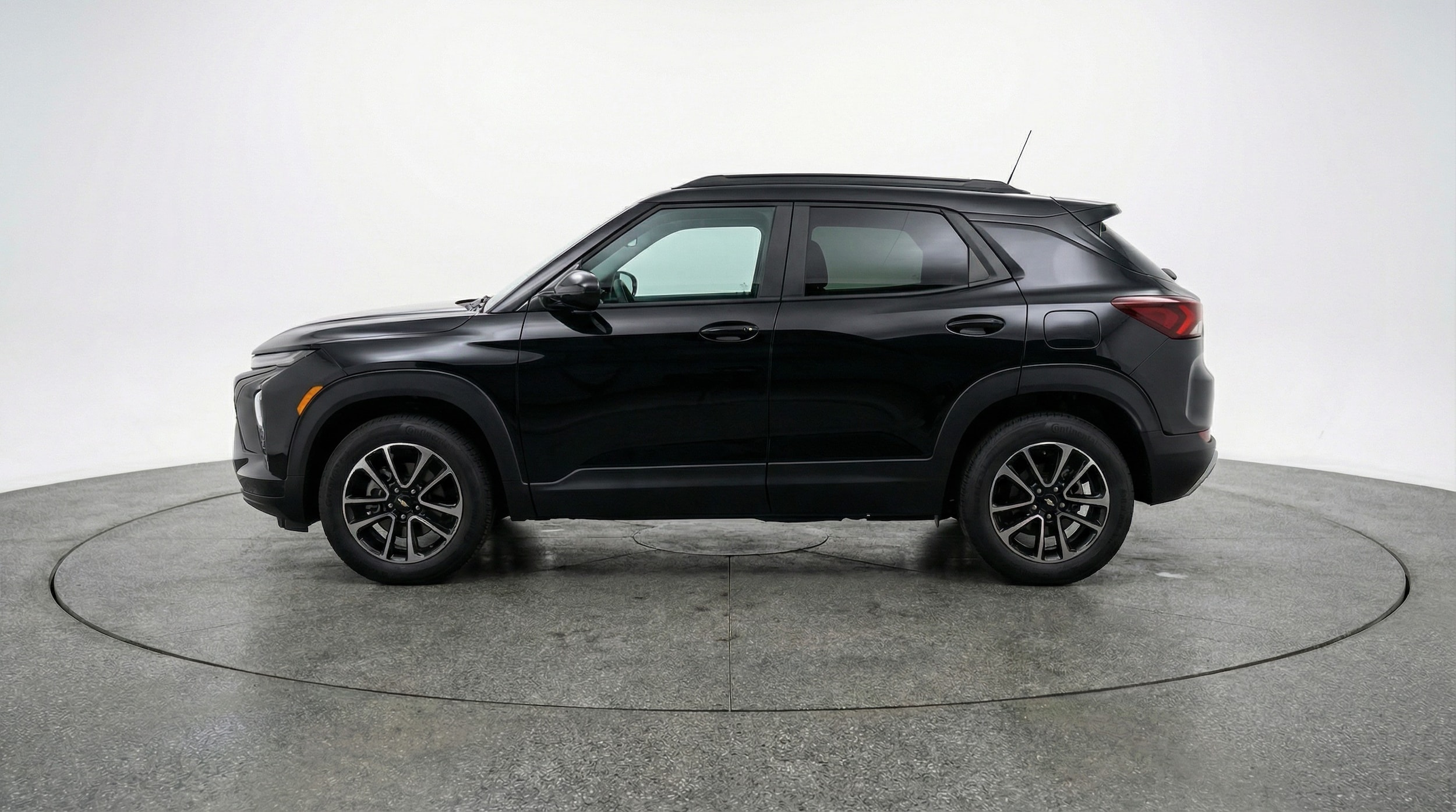 Thumbnail: 2025 Chevrolet TrailBlazer - 4