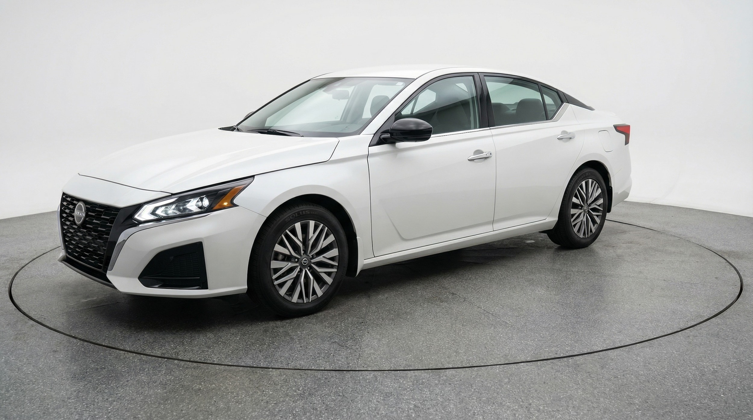 Thumbnail: 2025 Nissan Altima - 3