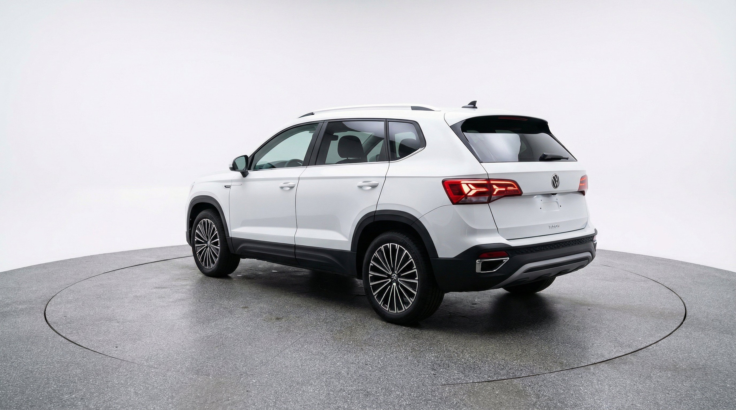 Thumbnail: 2026 Volkswagen Taos - 6
