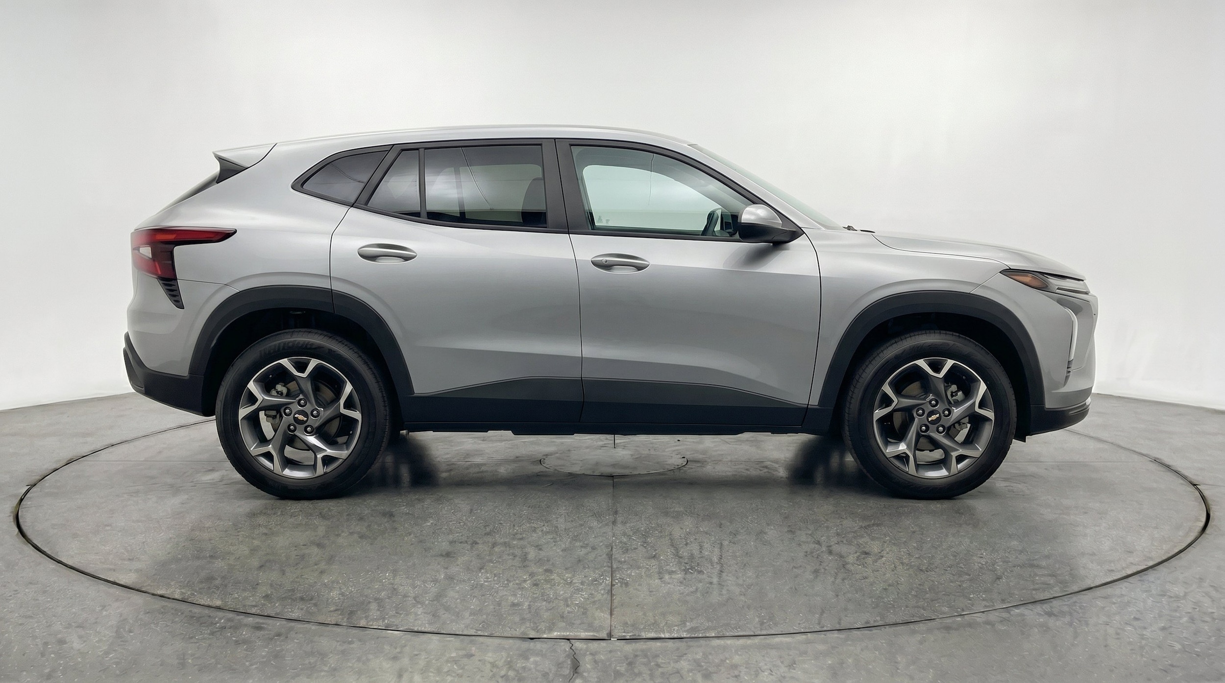 Thumbnail: 2025 Chevrolet Trax - 11