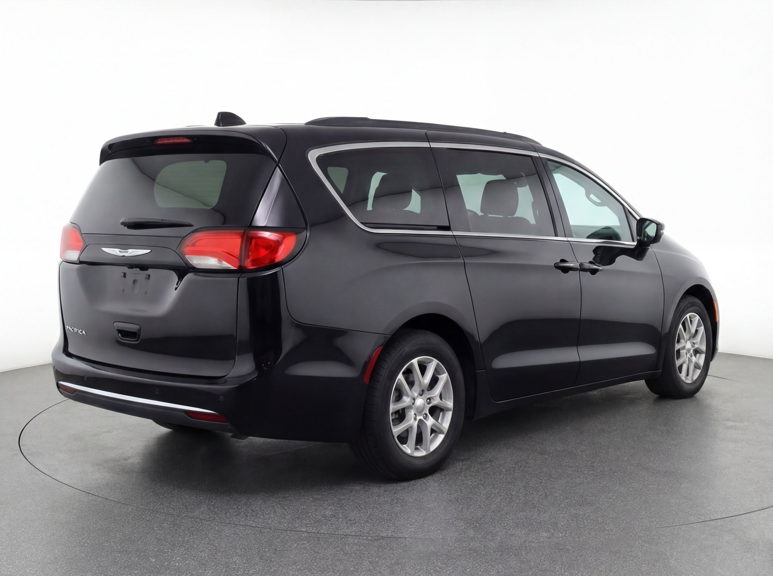 Thumbnail: 2024 Chrysler Pacifica - 7