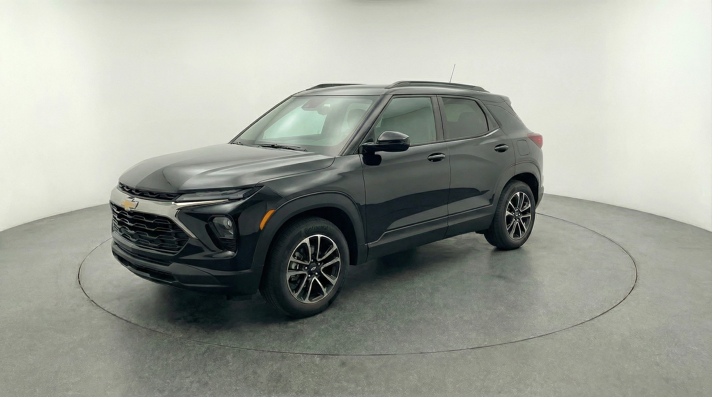 Thumbnail: 2025 Chevrolet TrailBlazer - 3