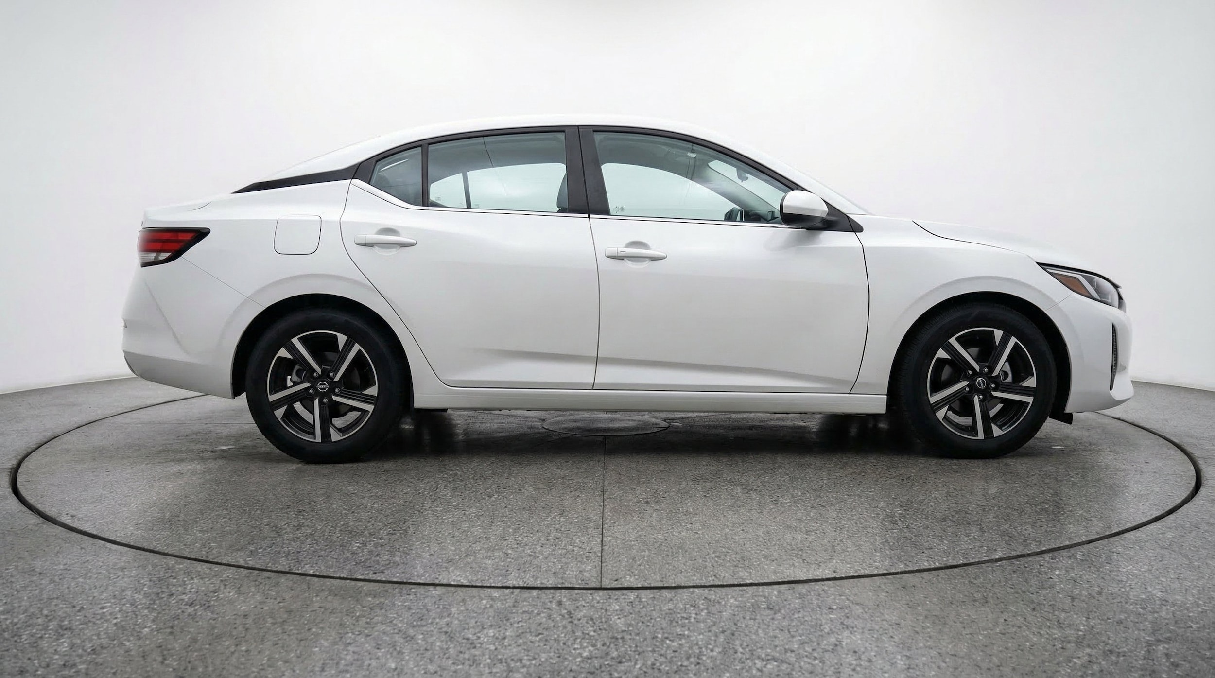 Thumbnail: 2025 Nissan Sentra - 11