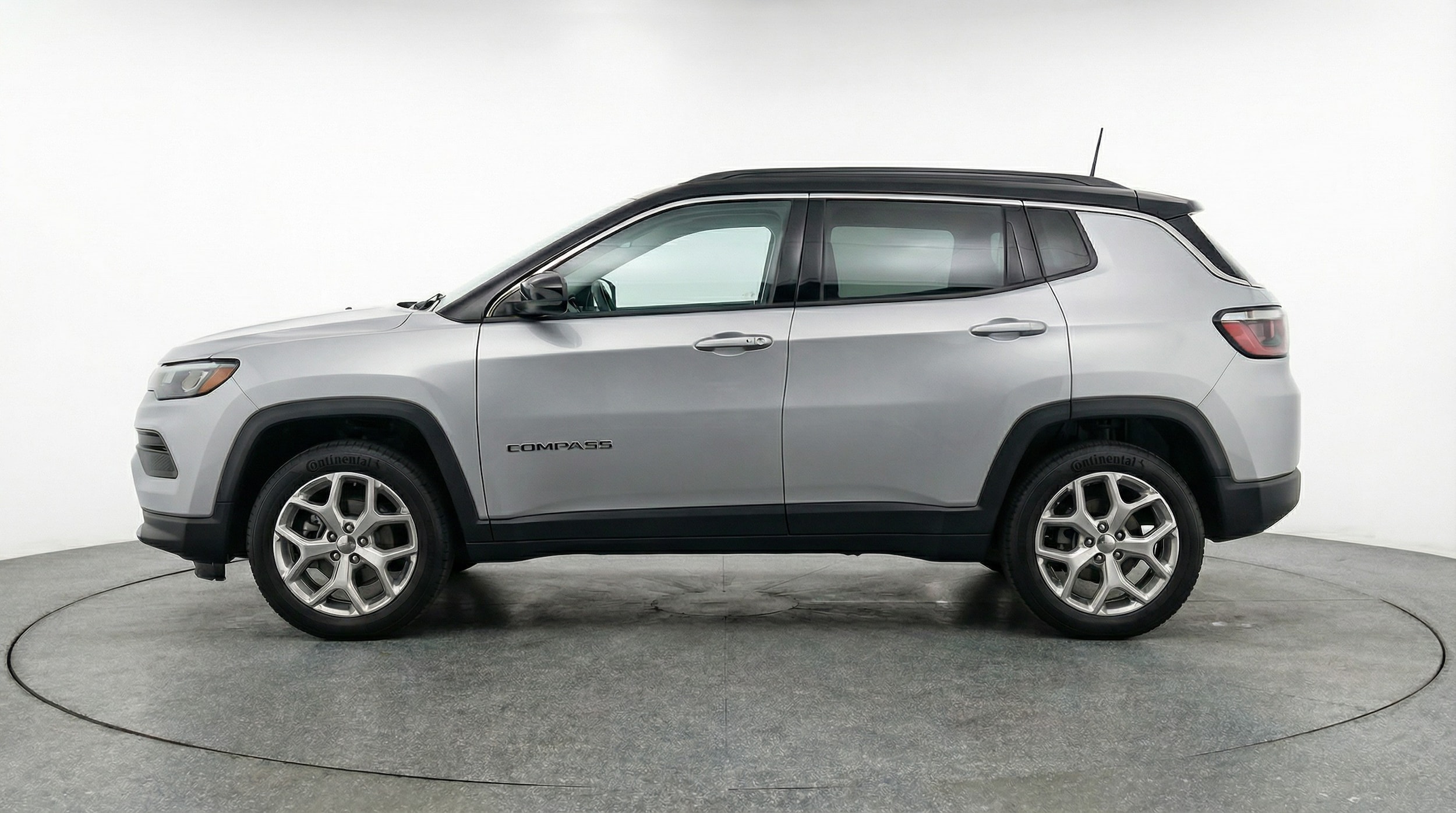 Thumbnail: 2025 Jeep Compass - 4