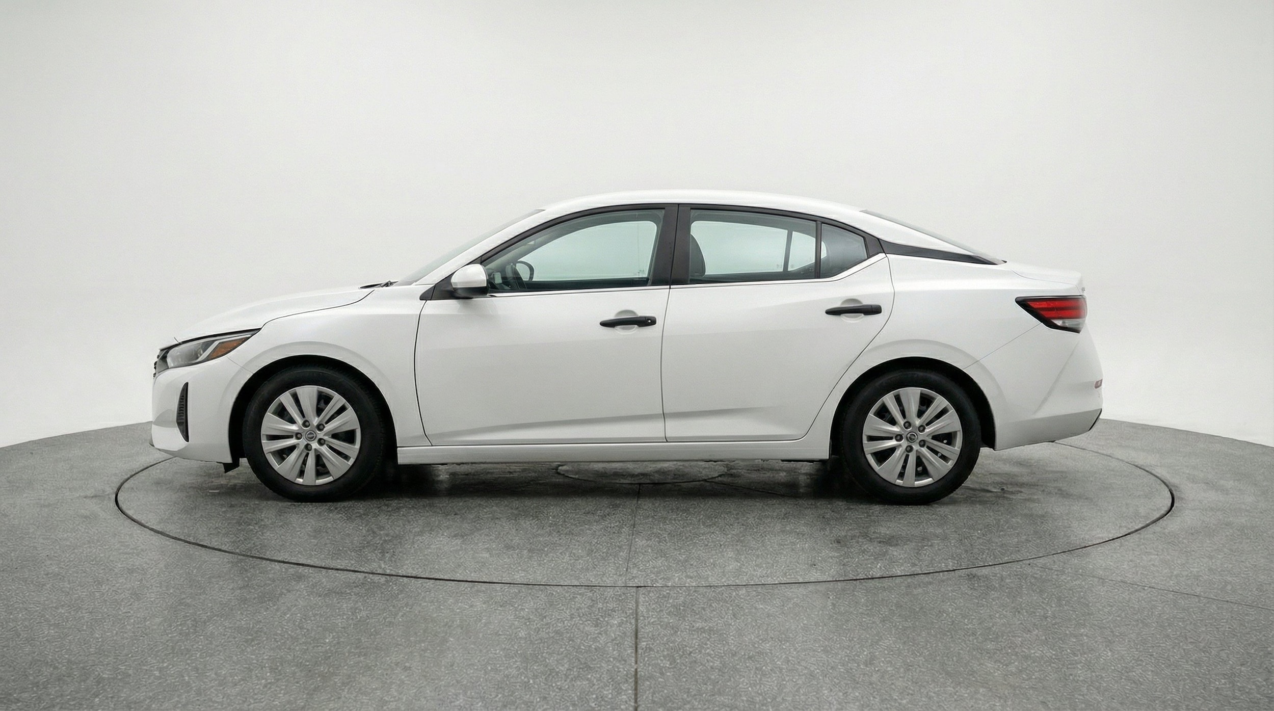 Thumbnail: 2025 Nissan Sentra - 5