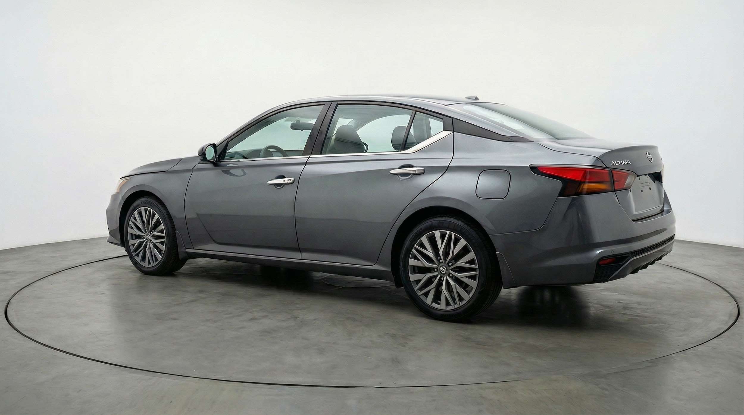 Thumbnail: 2025 Nissan Altima - 5