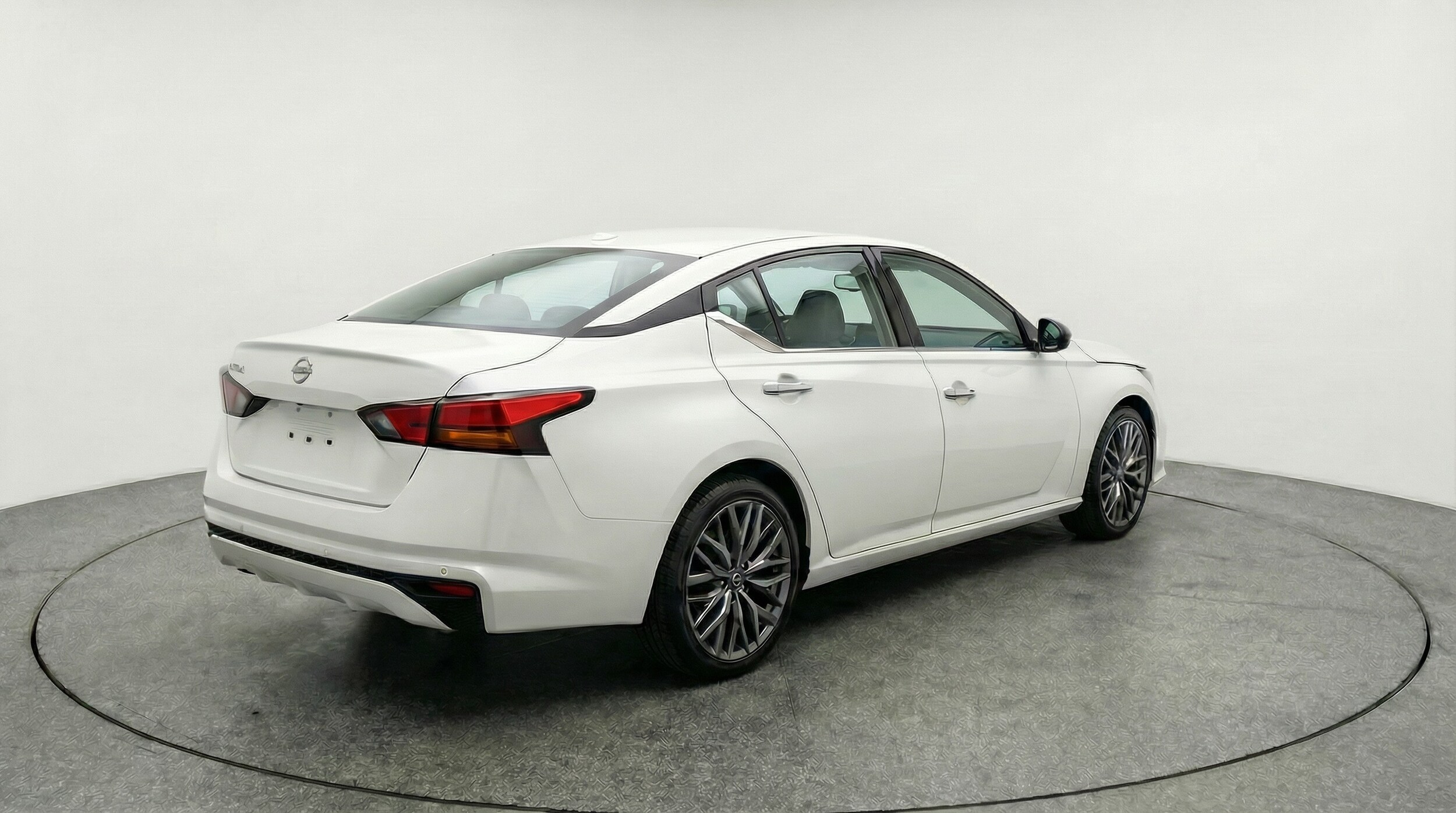 Thumbnail: 2025 Nissan Altima - 7