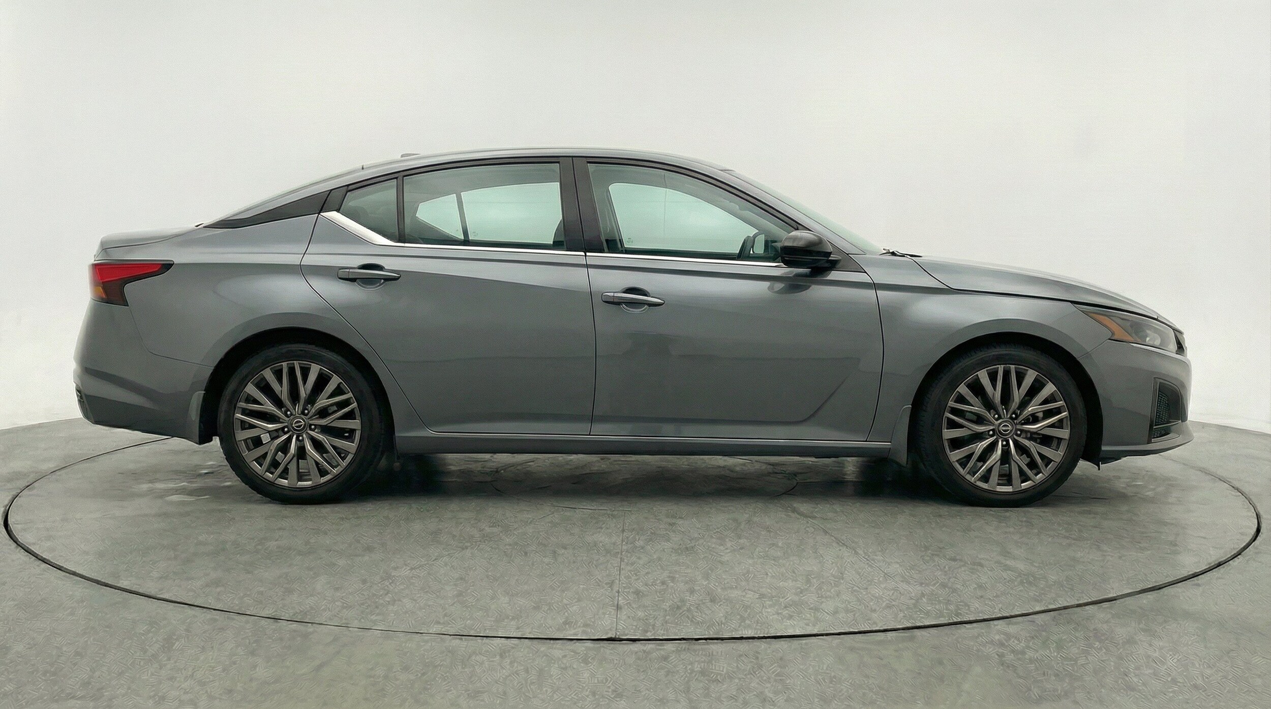 Thumbnail: 2025 Nissan Altima - 11