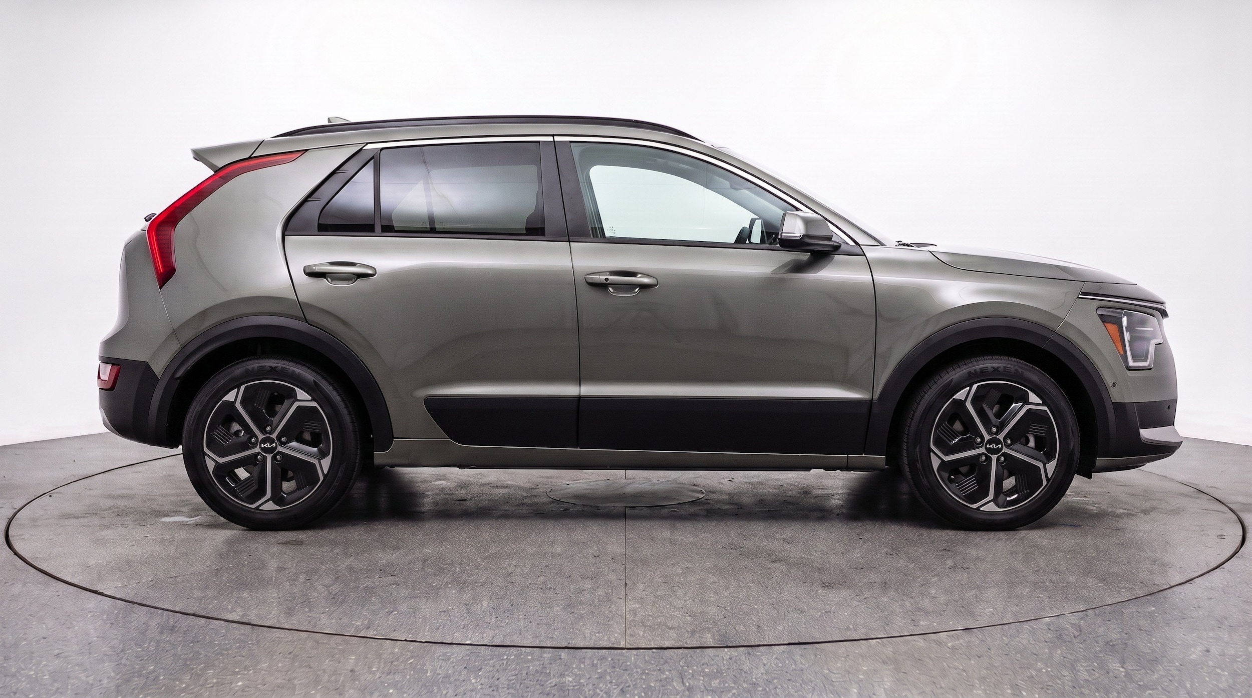 Thumbnail: 2026 Kia Niro - 11