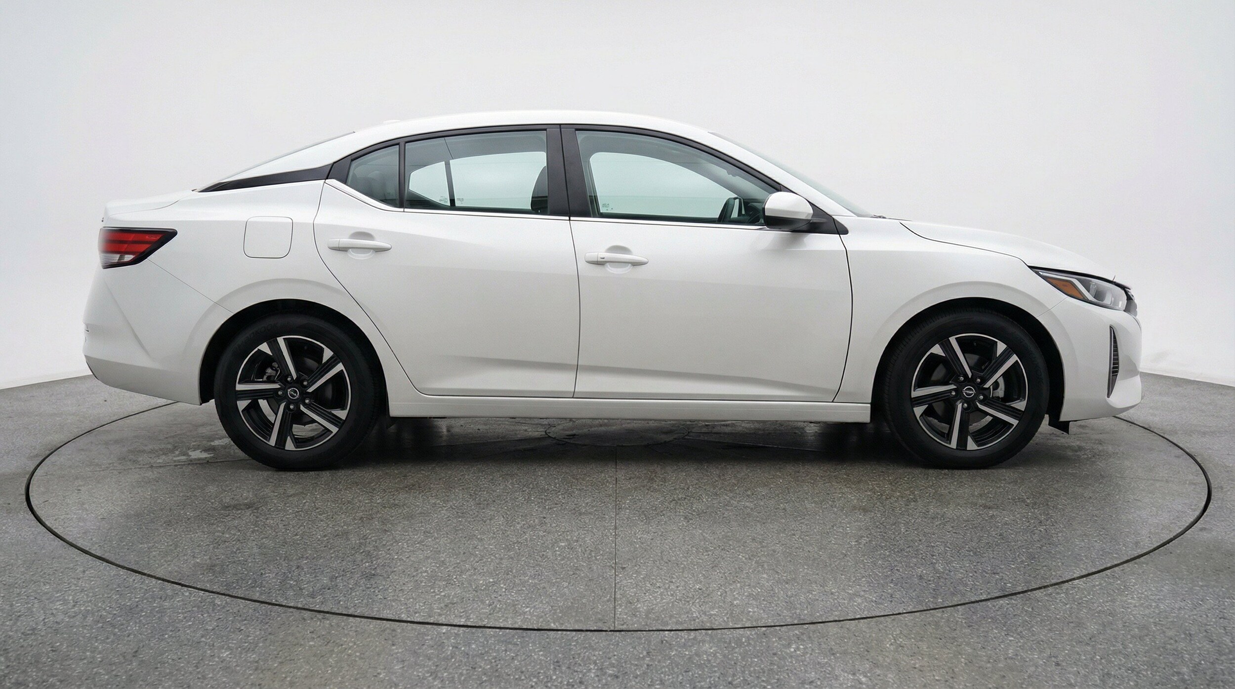 Thumbnail: 2025 Nissan Sentra - 11