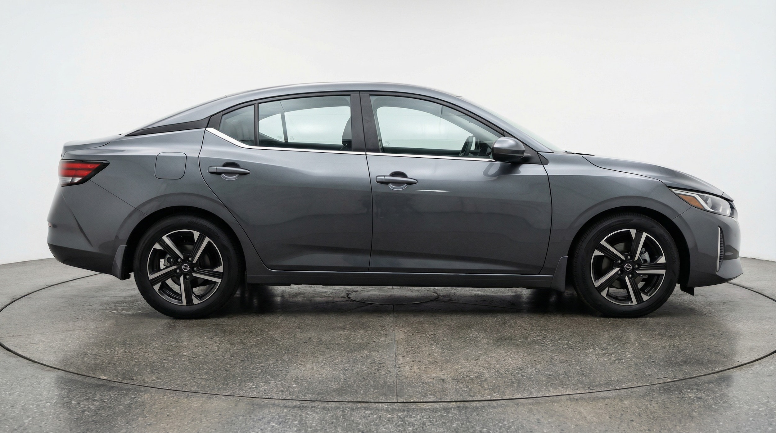 Thumbnail: 2025 Nissan Sentra - 8