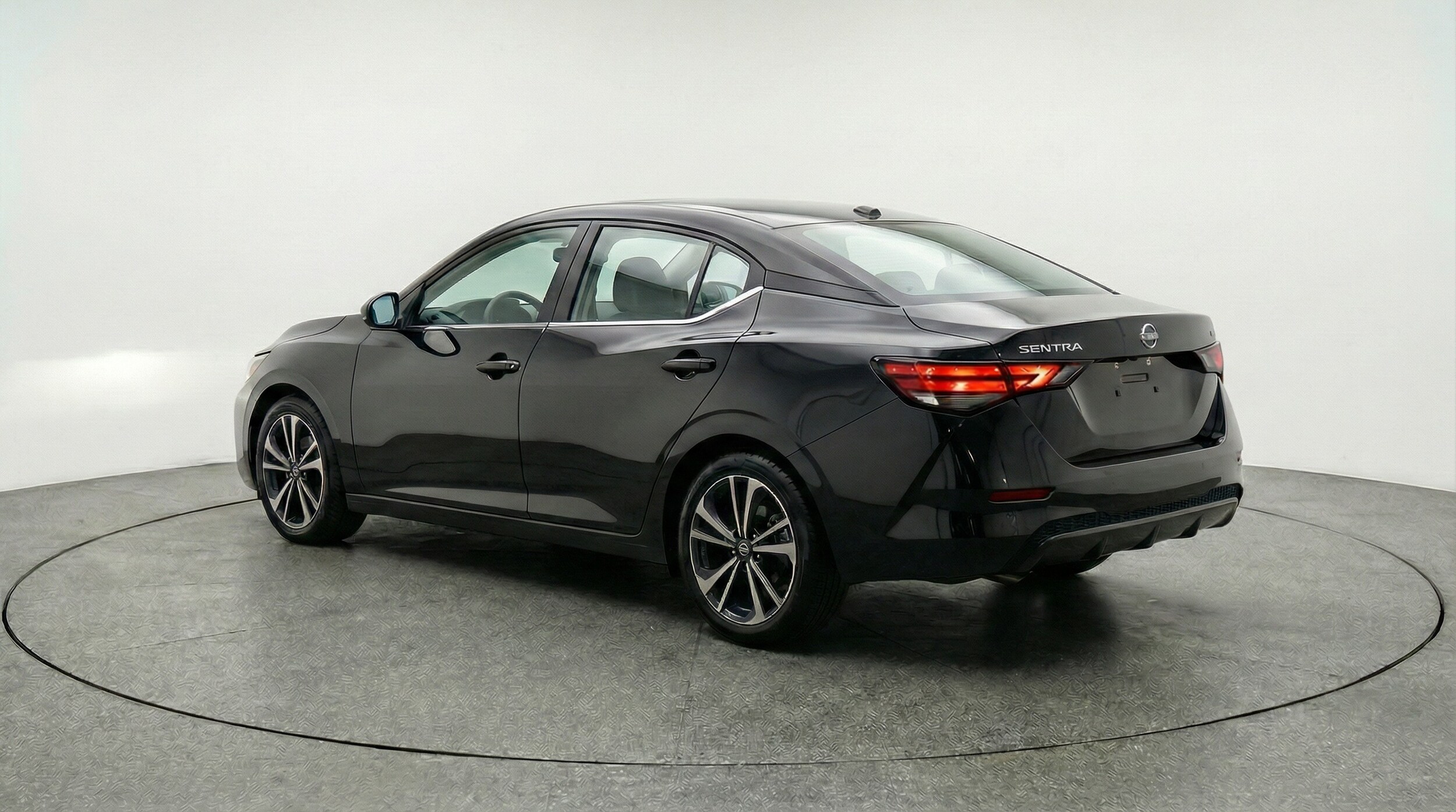 Thumbnail: 2025 Nissan Sentra - 5