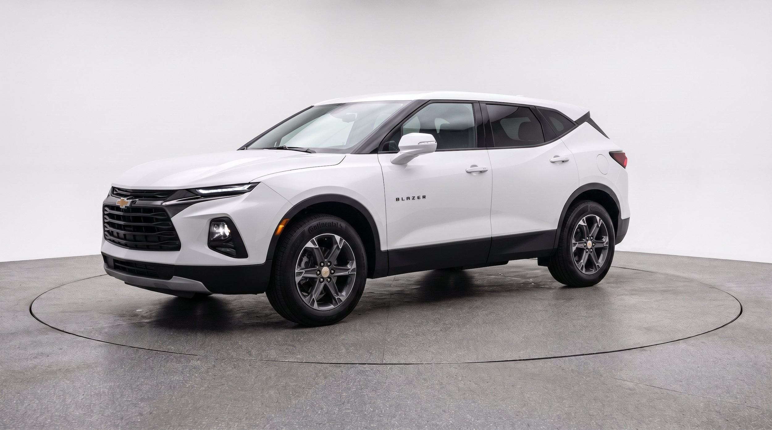 Thumbnail: 2026 Chevrolet Blazer - 3