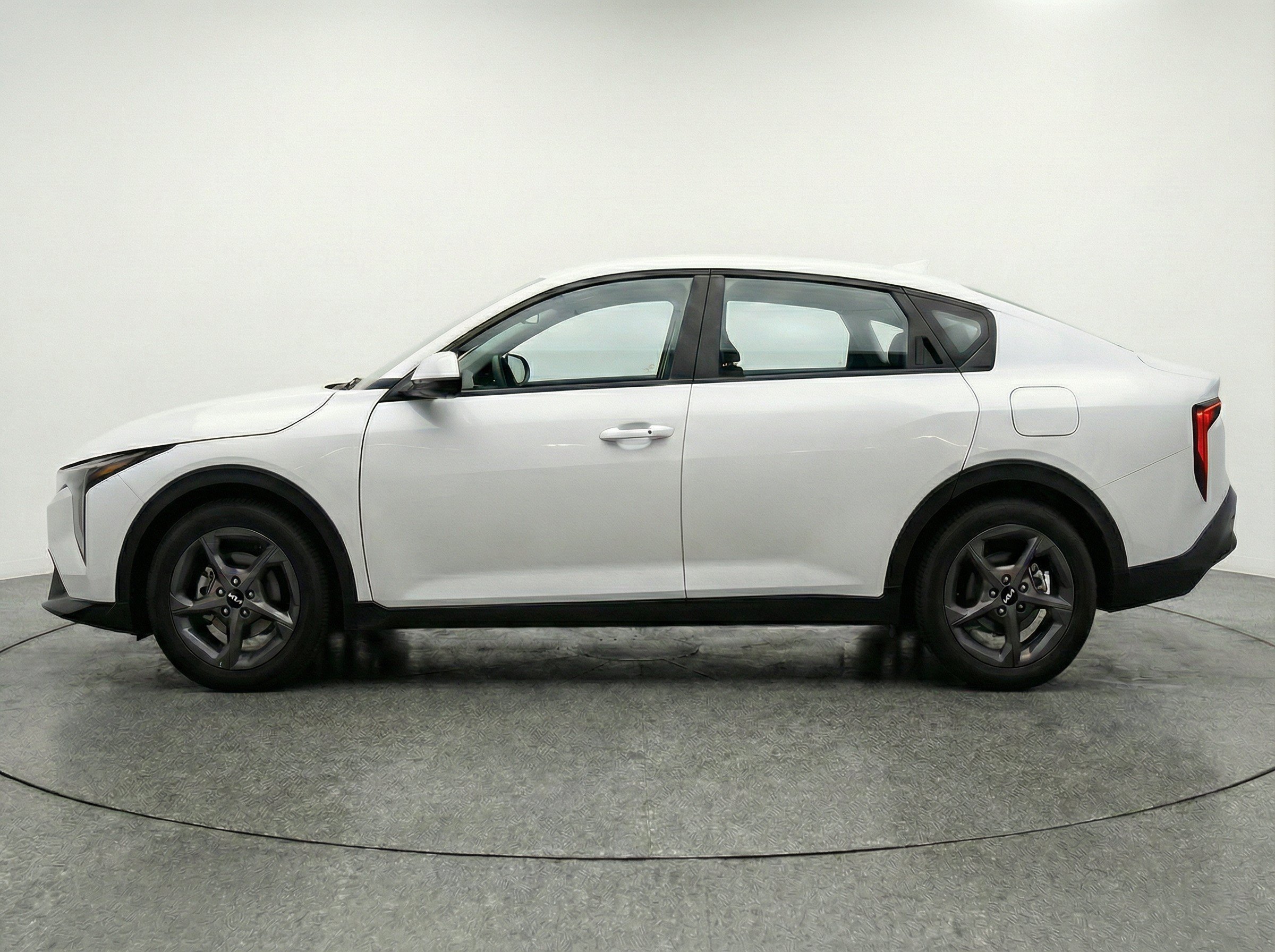 Thumbnail: 2025 Kia K4 - 5