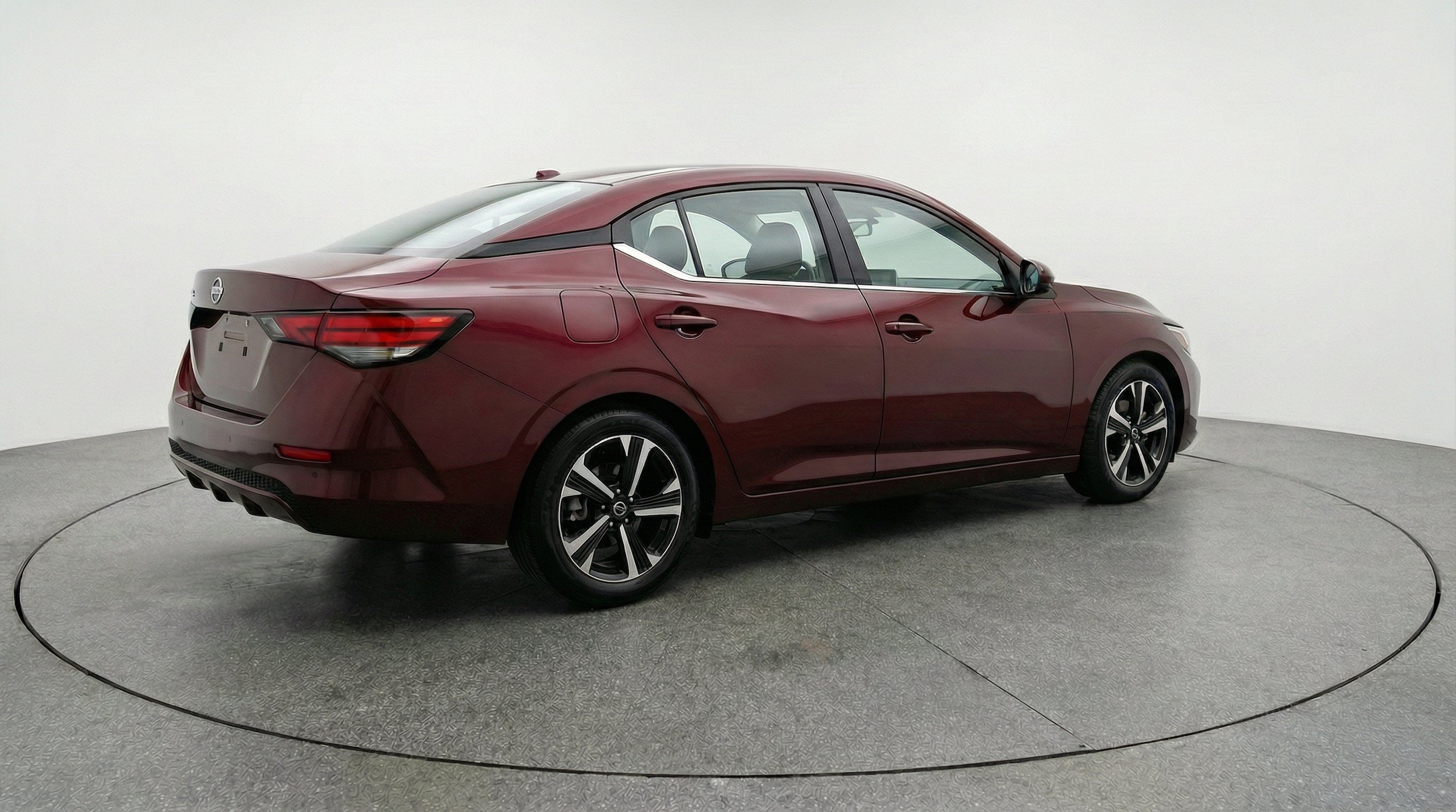2025 Nissan Sentra SV - Photo 8