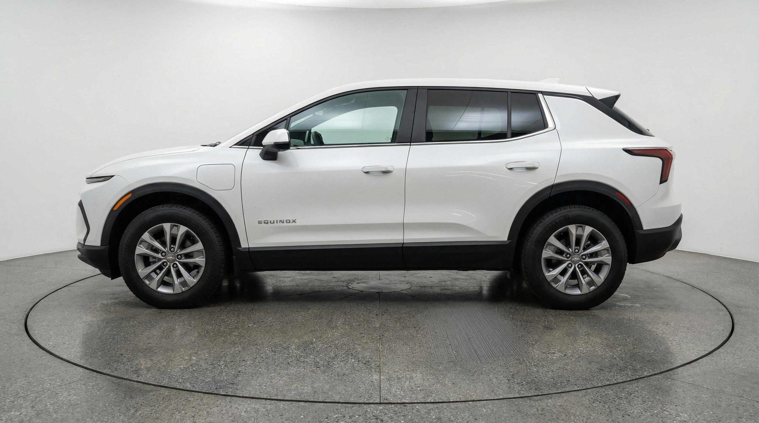 Thumbnail: 2025 Chevrolet Equinox - 4