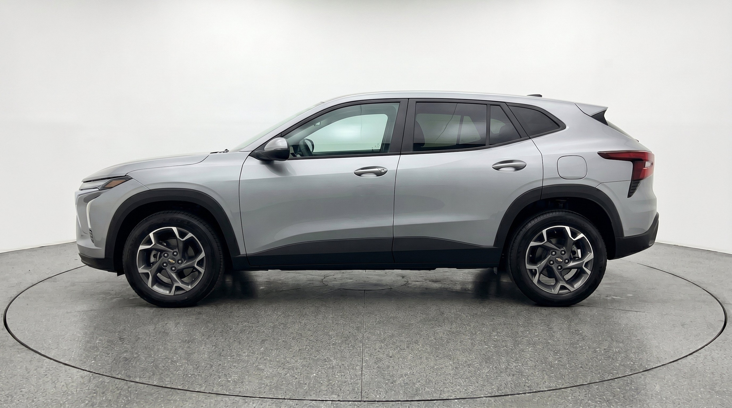 Thumbnail: 2025 Chevrolet Trax - 5