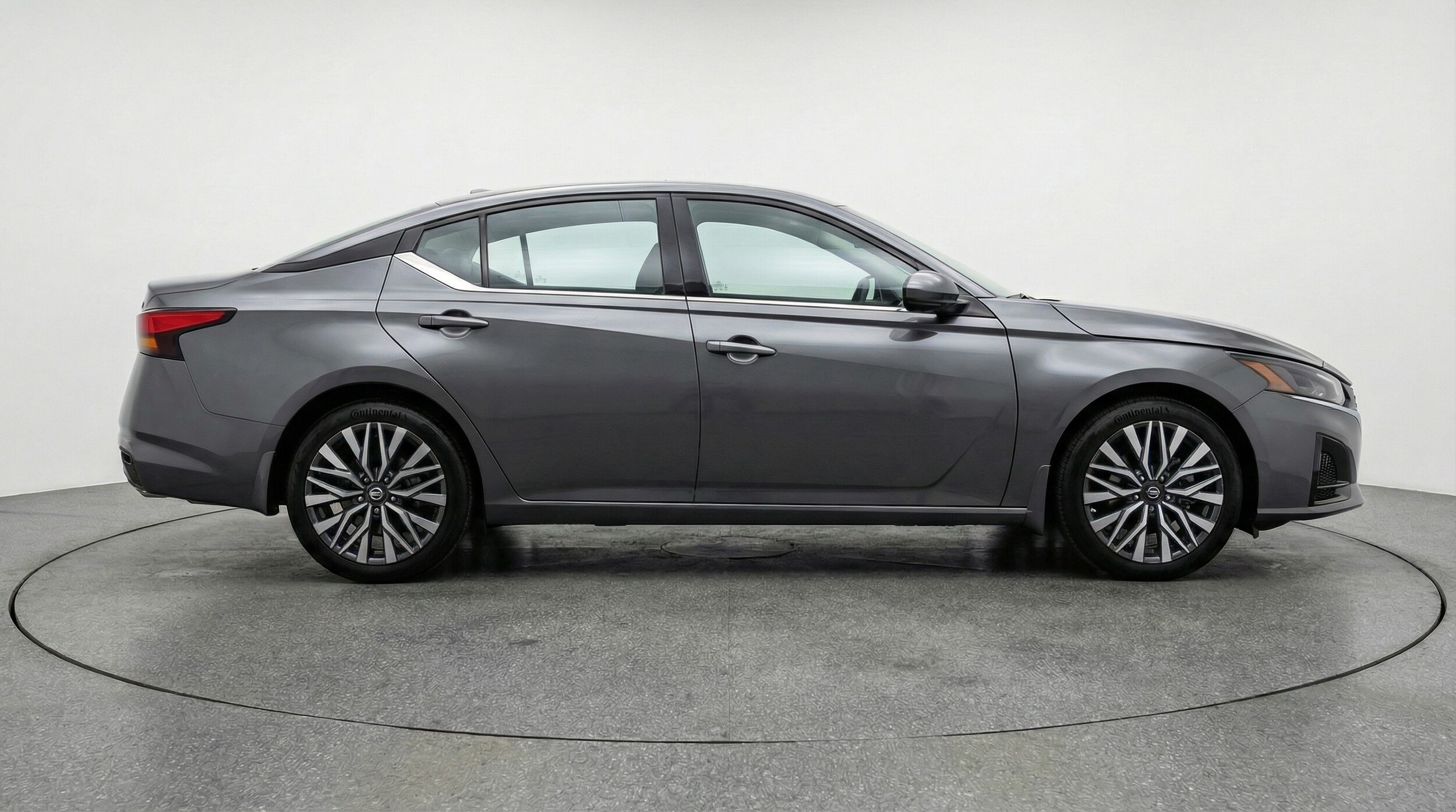 Thumbnail: 2025 Nissan Altima - 8