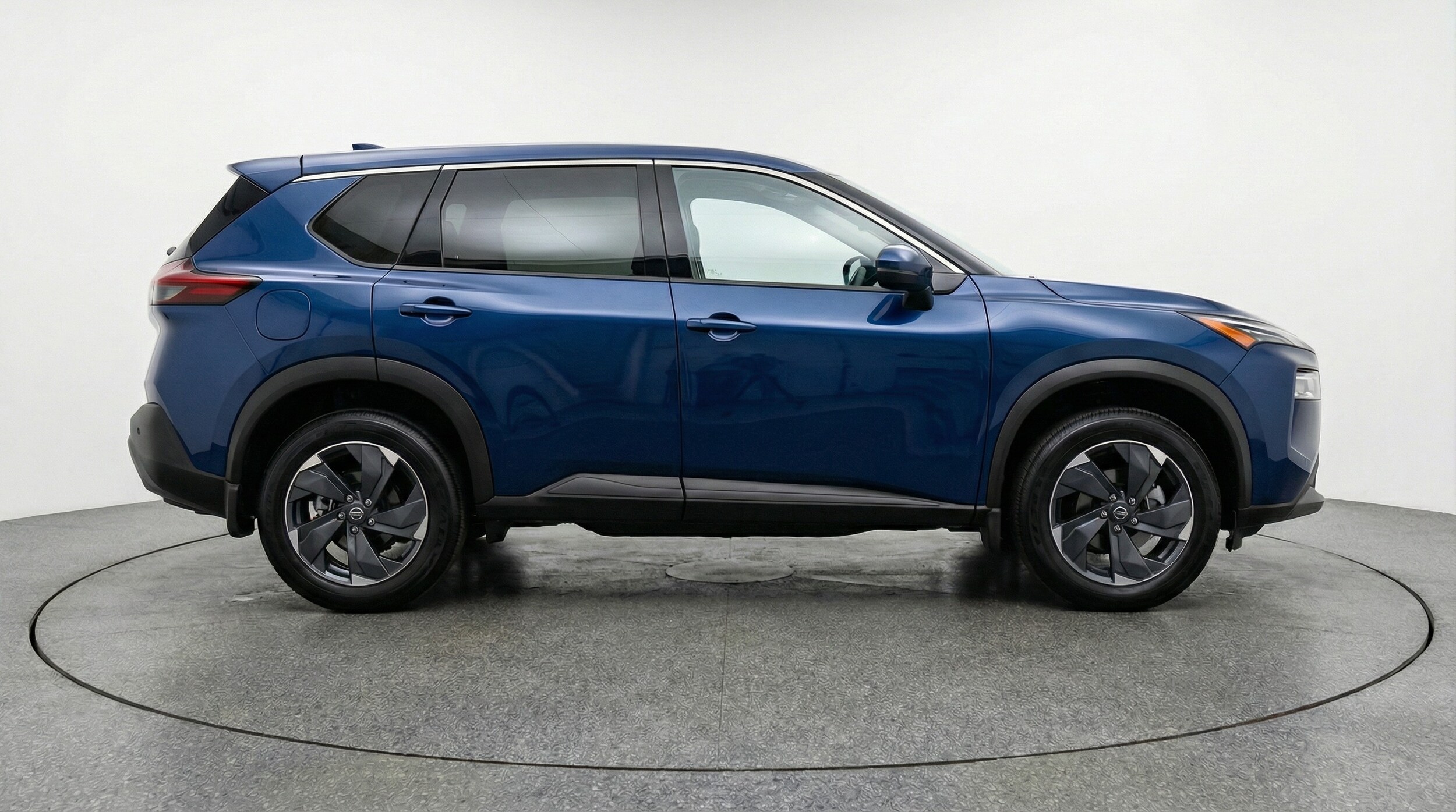 Thumbnail: 2025 Nissan Rogue - 8
