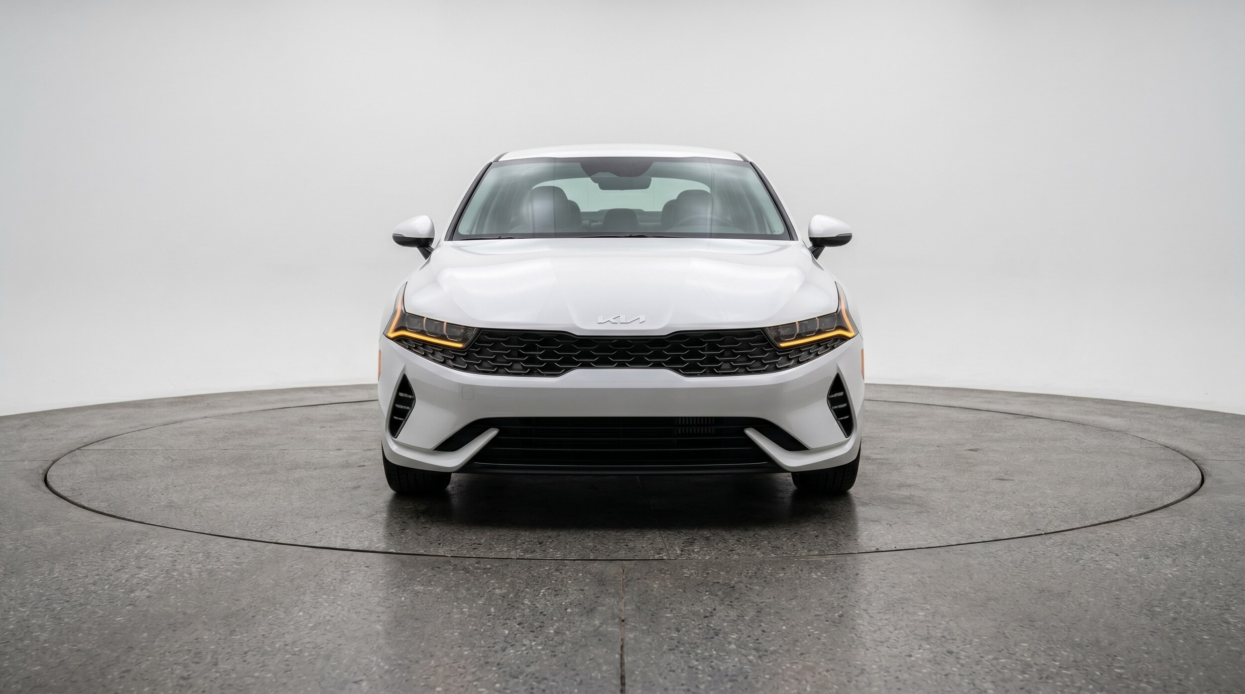 Thumbnail: 2025 Kia K4 - 2