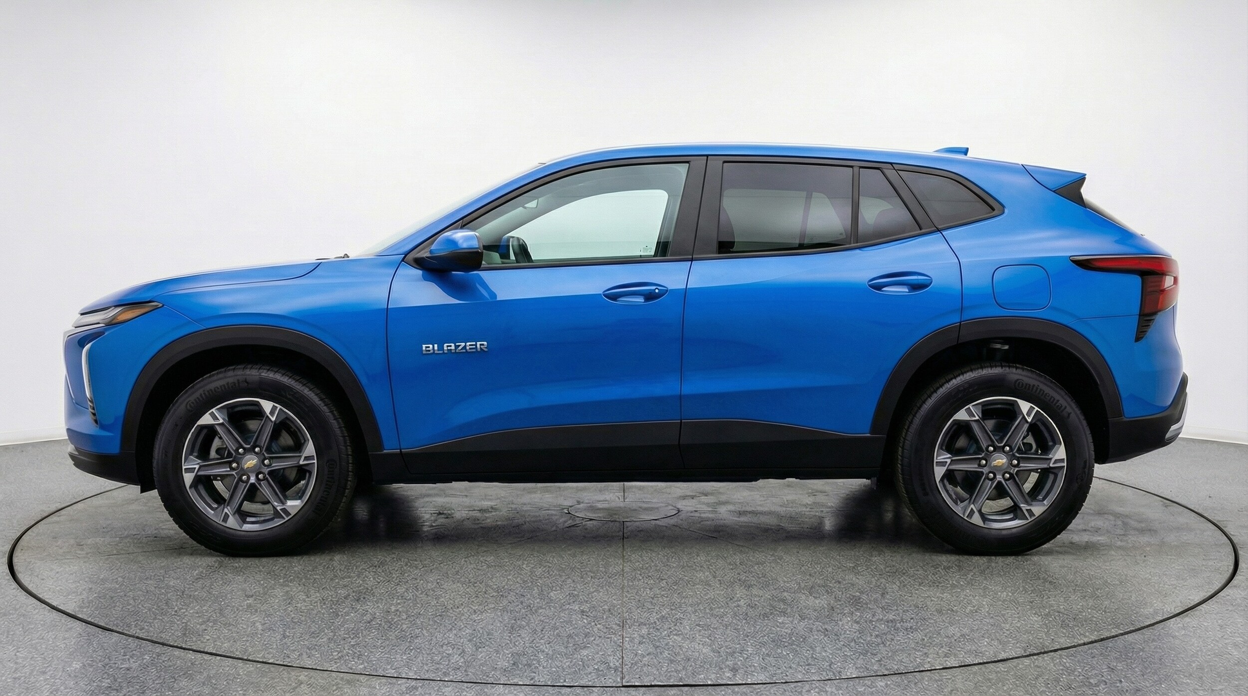 Thumbnail: 2025 Chevrolet Blazer - 4