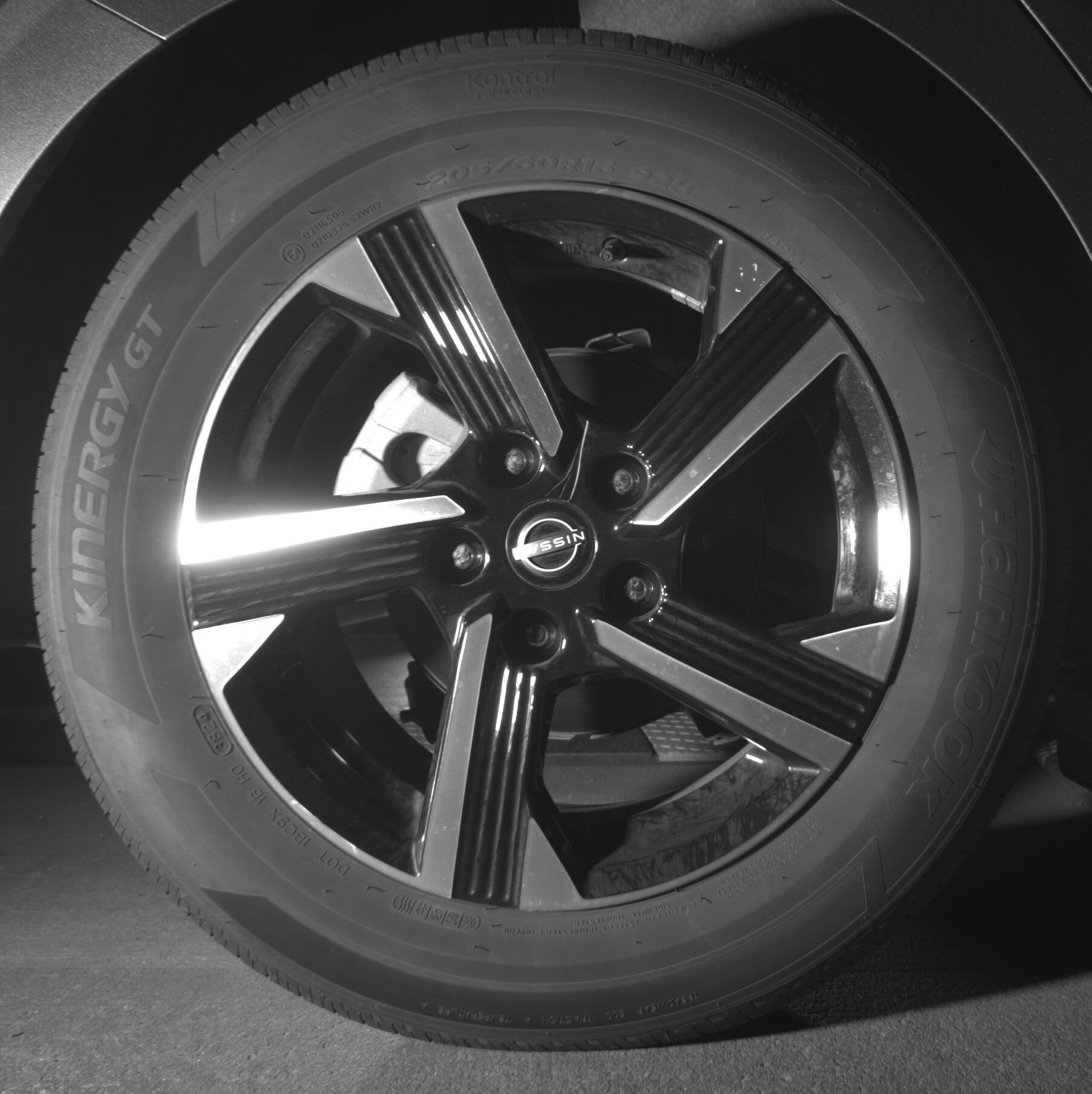 Thumbnail: 2025 Nissan Sentra - 12