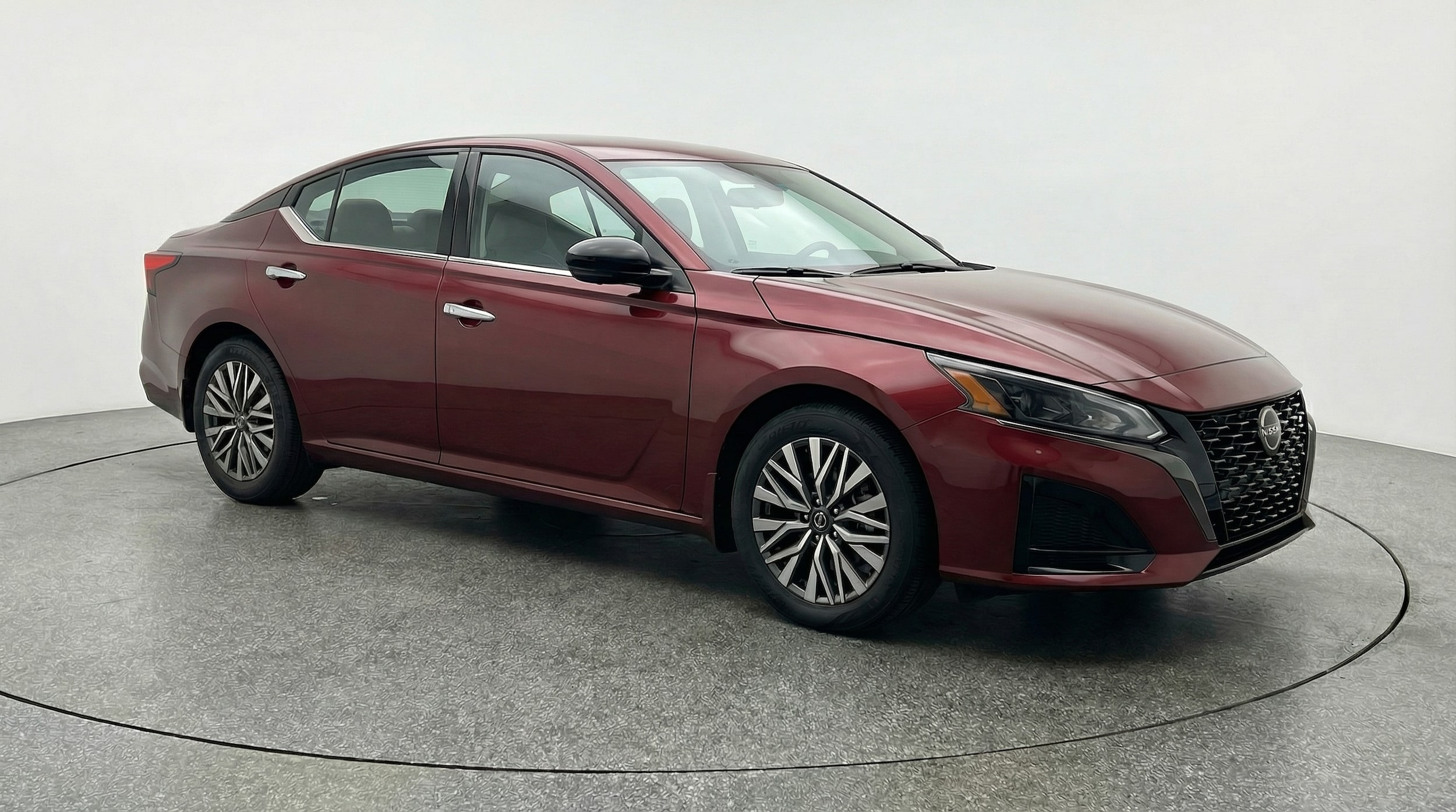 Thumbnail: 2025 Nissan Altima - 1