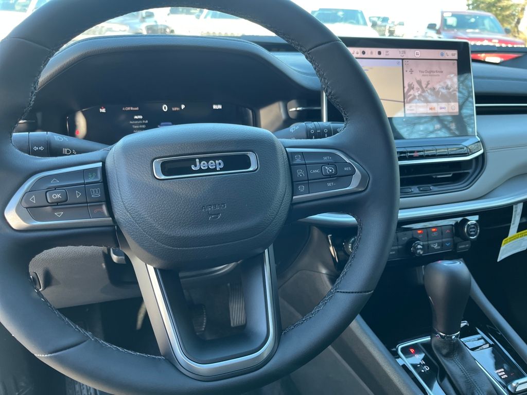 2025 Jeep Compass Limited - Photo 23