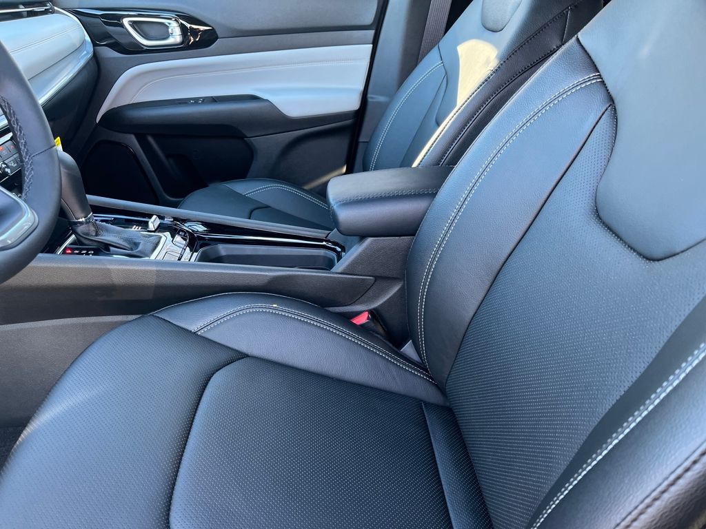 2025 Jeep Compass Limited - Photo 24