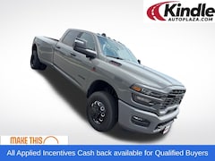 2026 Ram 3500 BIG HORN CREW CAB 4X4 8' BOX Pickup