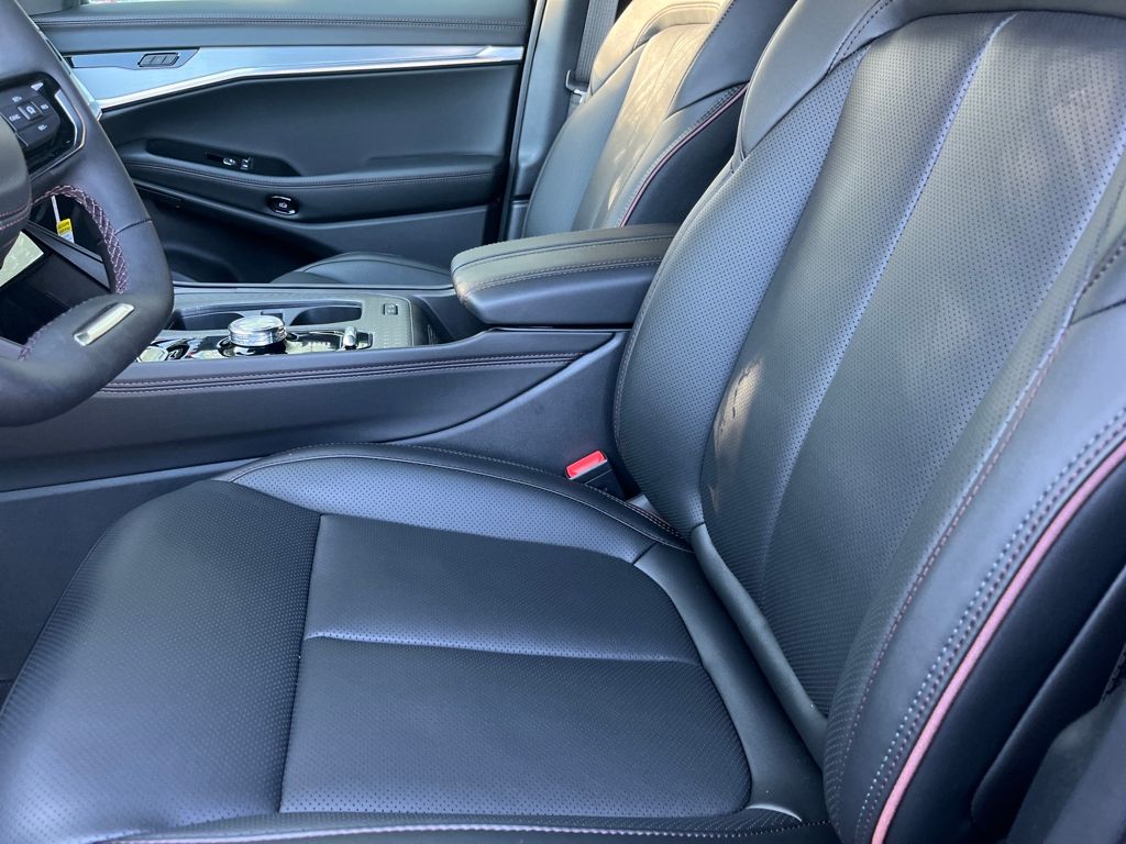 2025 Jeep Wagoneer S Launch Edition - Photo 16