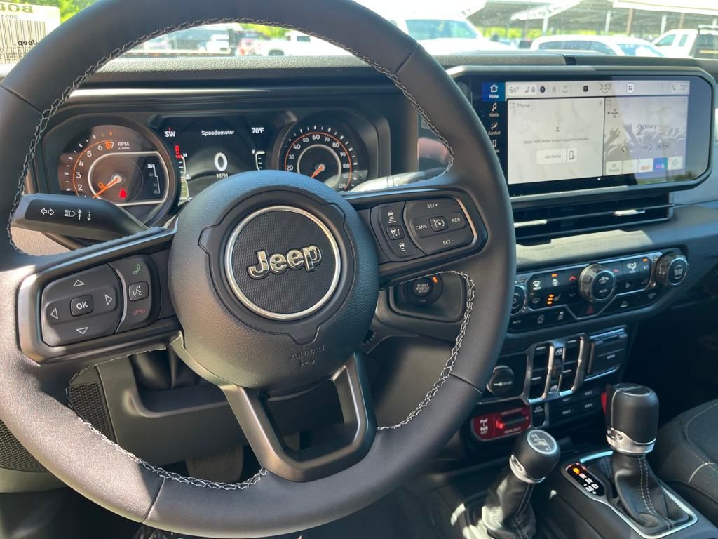 2025 Jeep Gladiator Willys - Photo 11