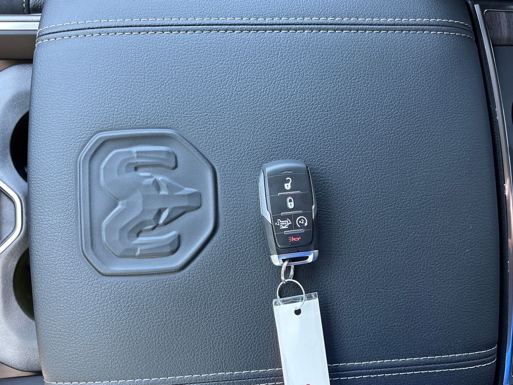 2026 RAM 1500 Laramie - Photo 23