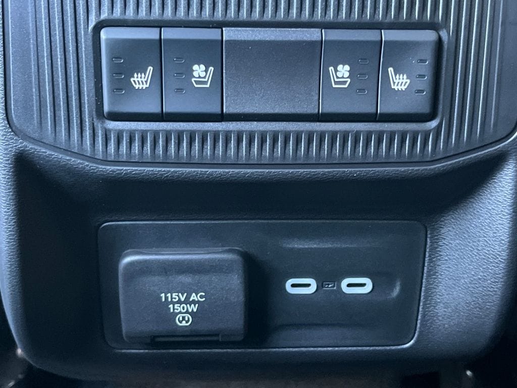 2025 Jeep Wagoneer S Launch Edition - Photo 22