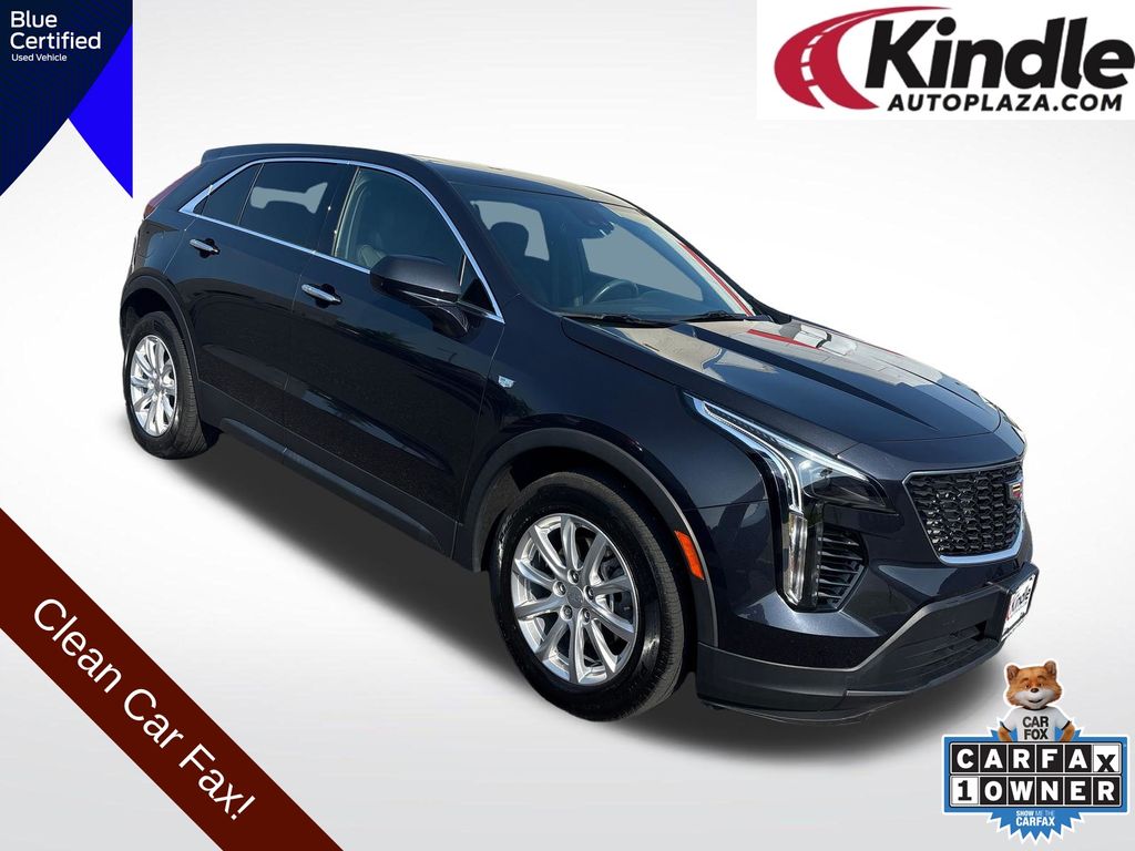 2023 Cadillac XT4 Luxury's photo
